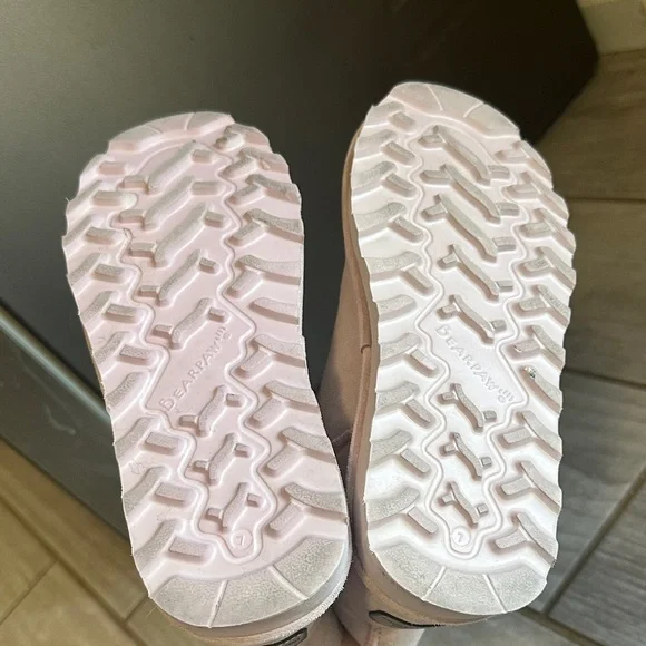 New Cozy Pink Women's Boots - Picture 4 of 5